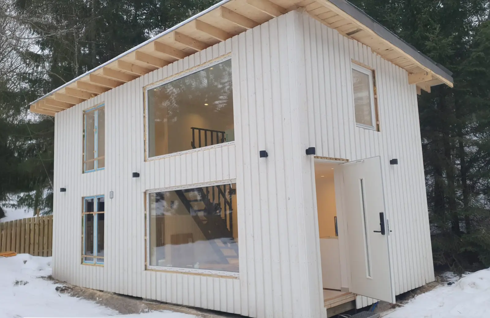 Fritidshus och attefallshus — arbete utfört av Vlade & Co